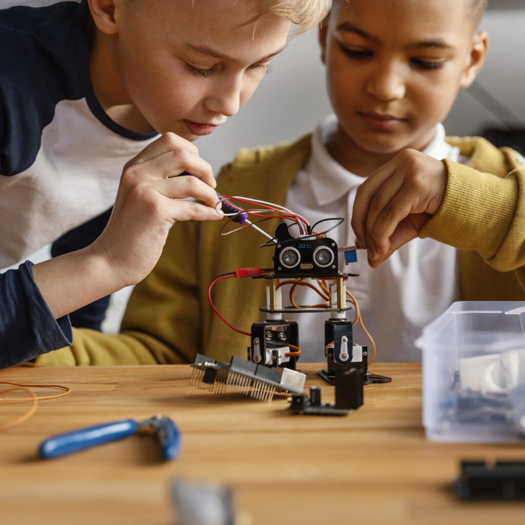 children making robot